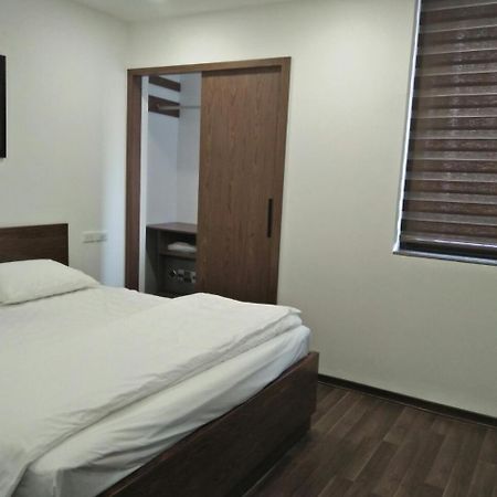 Cat Linh Arl55 Hotel Hanoi Exterior foto